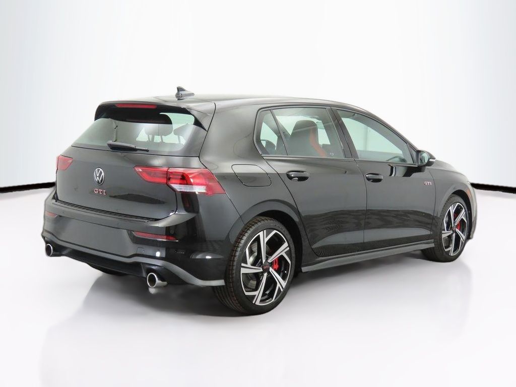 Thumbnail: 2026 Volkswagen Golf - 5