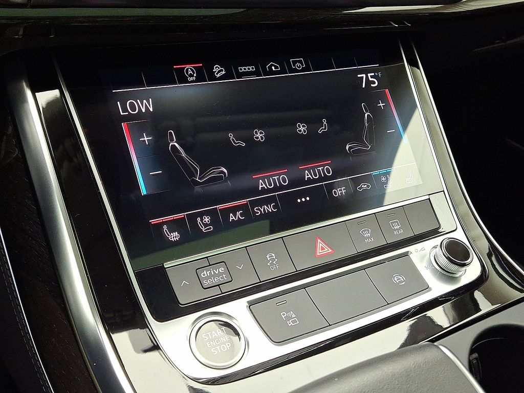 Thumbnail: 2023 Audi Q7 - 16