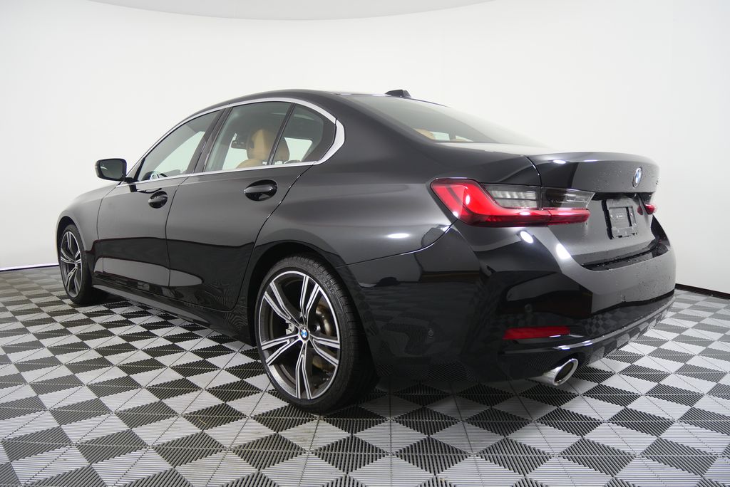 Thumbnail: 2024 BMW 3 Series - 5