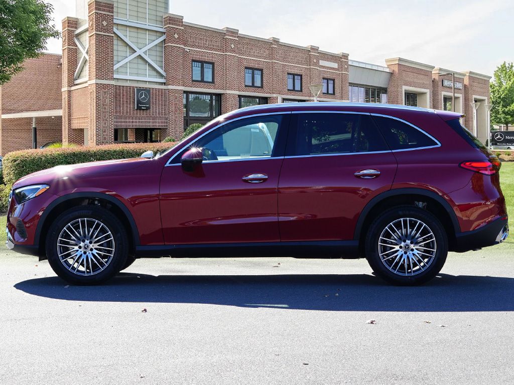 Thumbnail: 2026 Mercedes-Benz GLC - 8