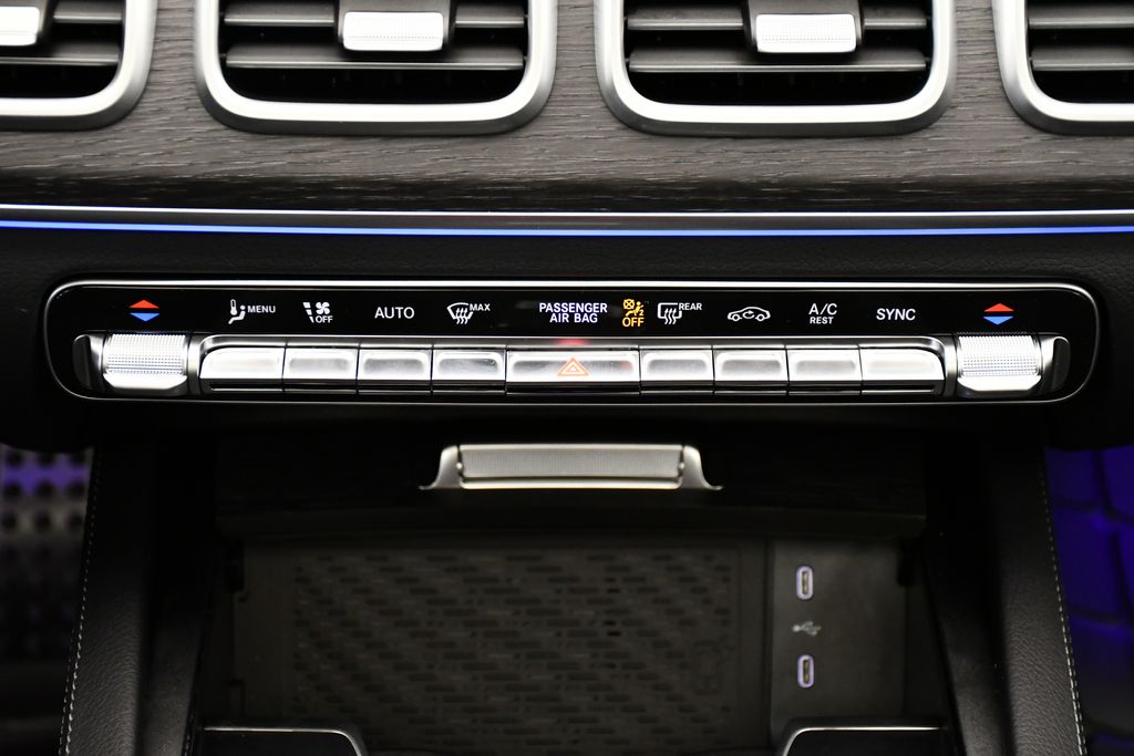 Thumbnail: 2026 Mercedes-Benz GLS - 30