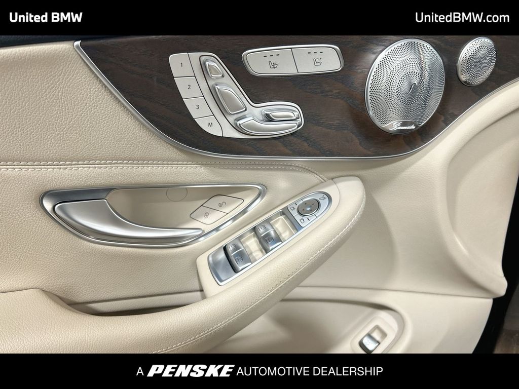 Thumbnail: 2017 Mercedes-Benz C-Class - 11