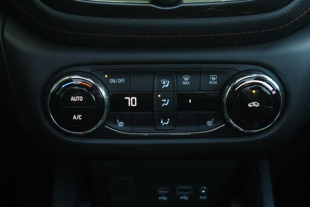 Thumbnail: 2023 Chevrolet TrailBlazer - 19