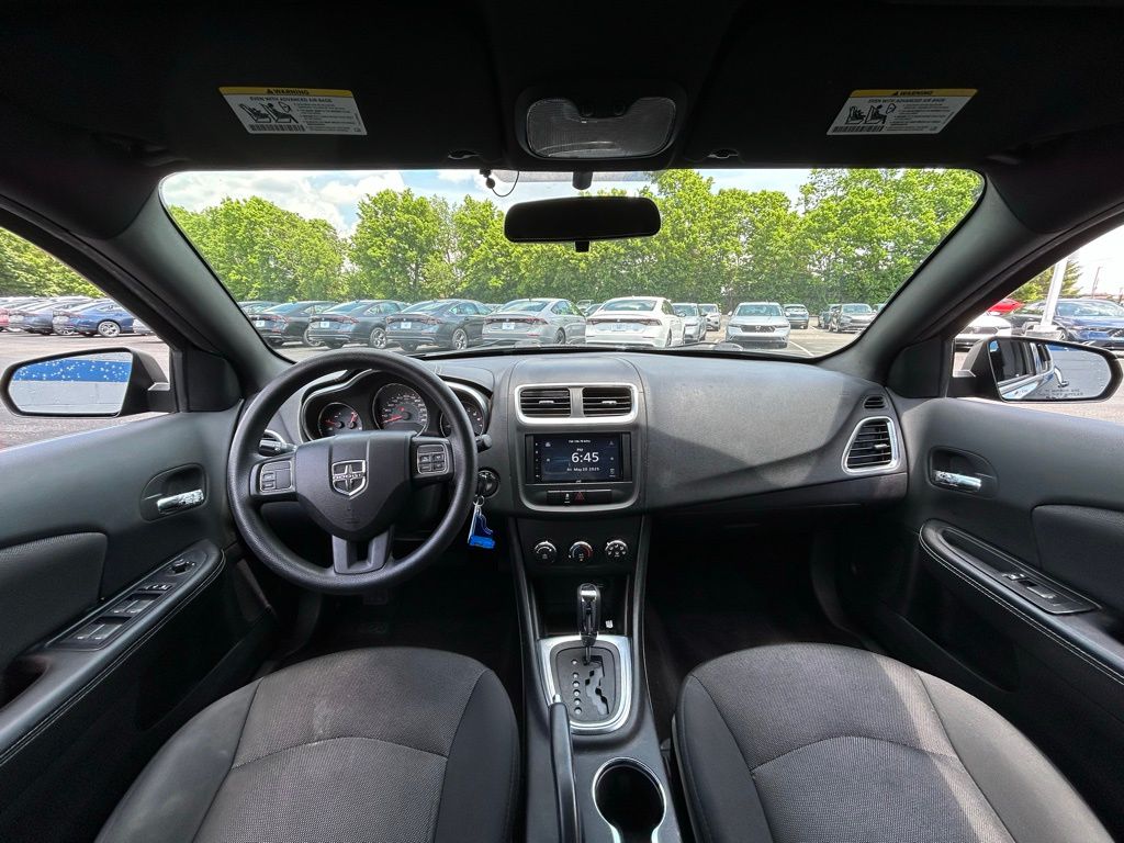 Thumbnail: 2013 Dodge Avenger - 11