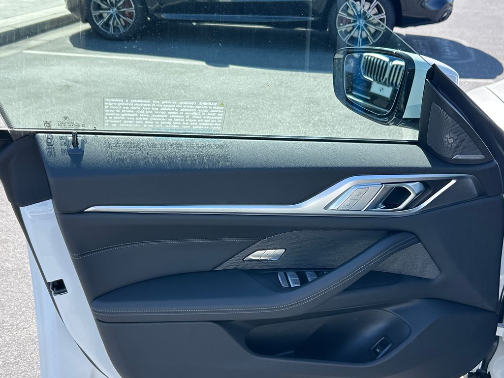 Thumbnail: 2026 BMW 4 Series - 11