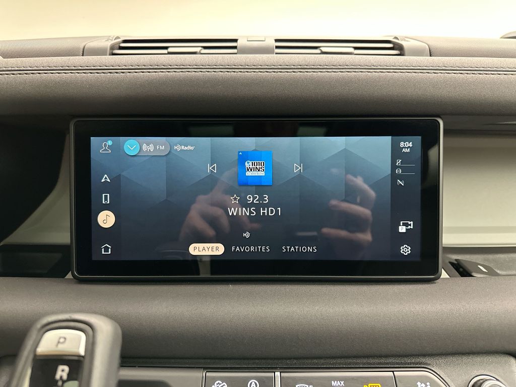 Thumbnail: 2021 Land Rover Defender - 15