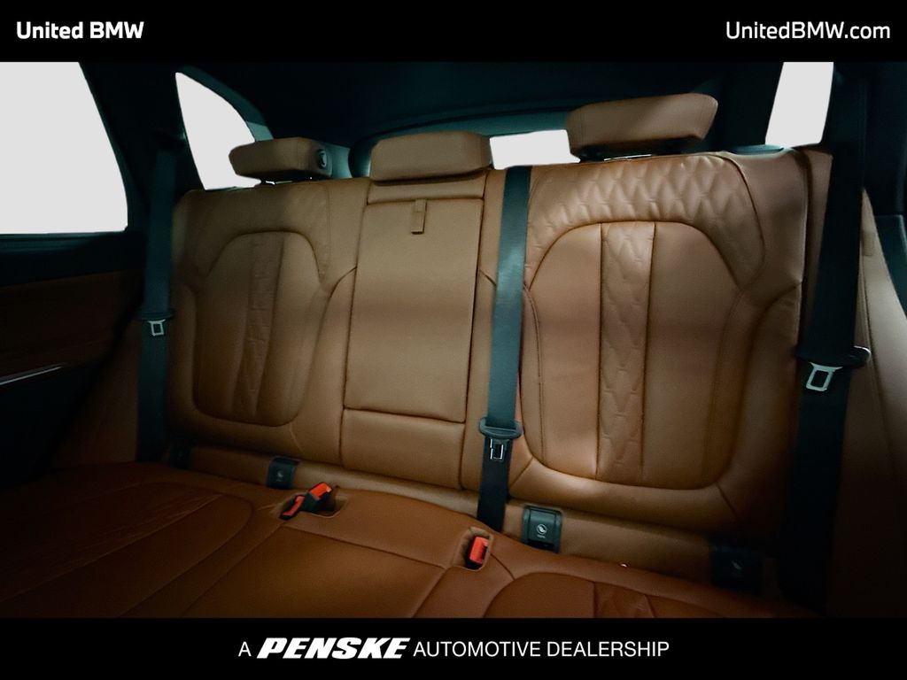 Thumbnail: 2026 BMW X5 - 13