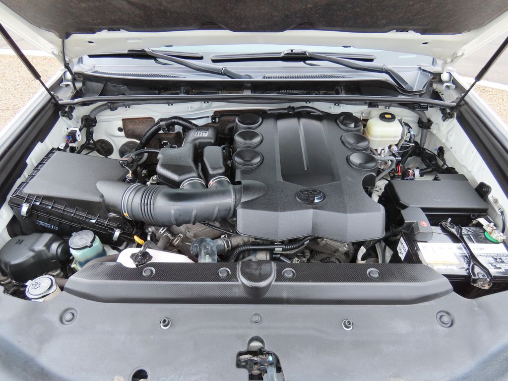 2019 Toyota 4Runner Limited 28