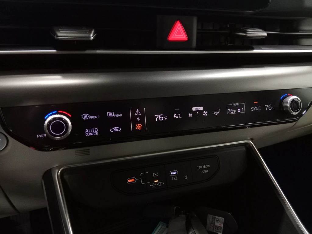 2025 Kia Carnival MPV SX