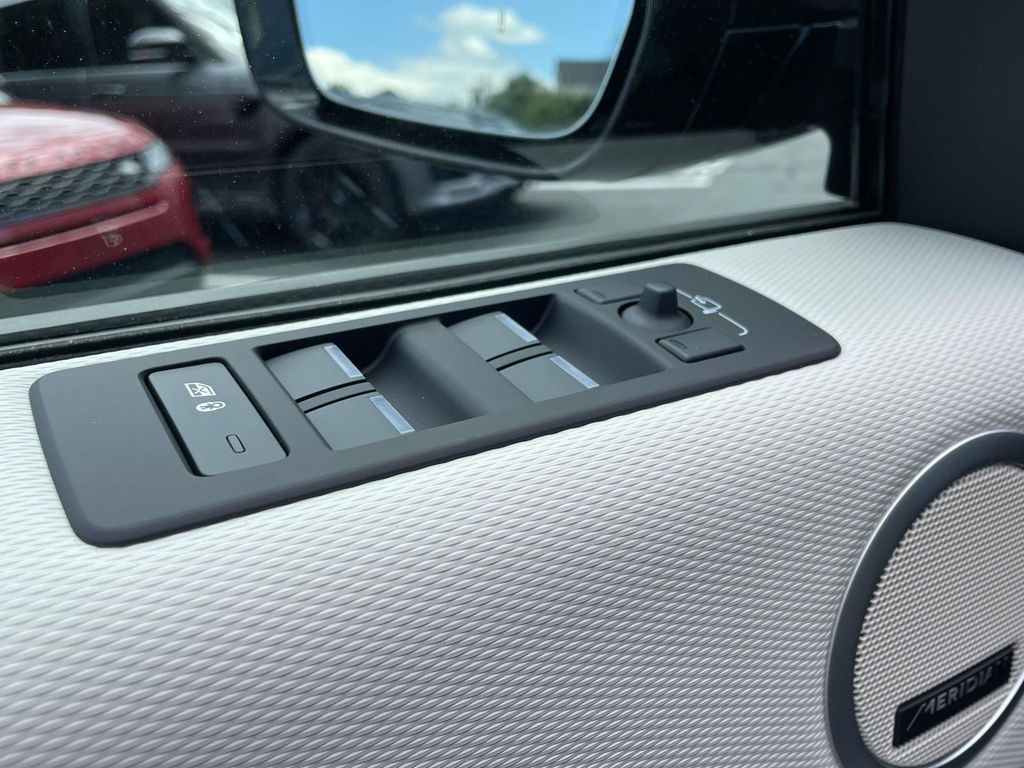 New 2026 Blue Land Rover  image 36