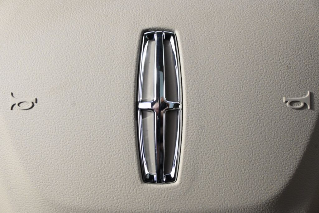 New 2026 White Lincoln Reserve image 36