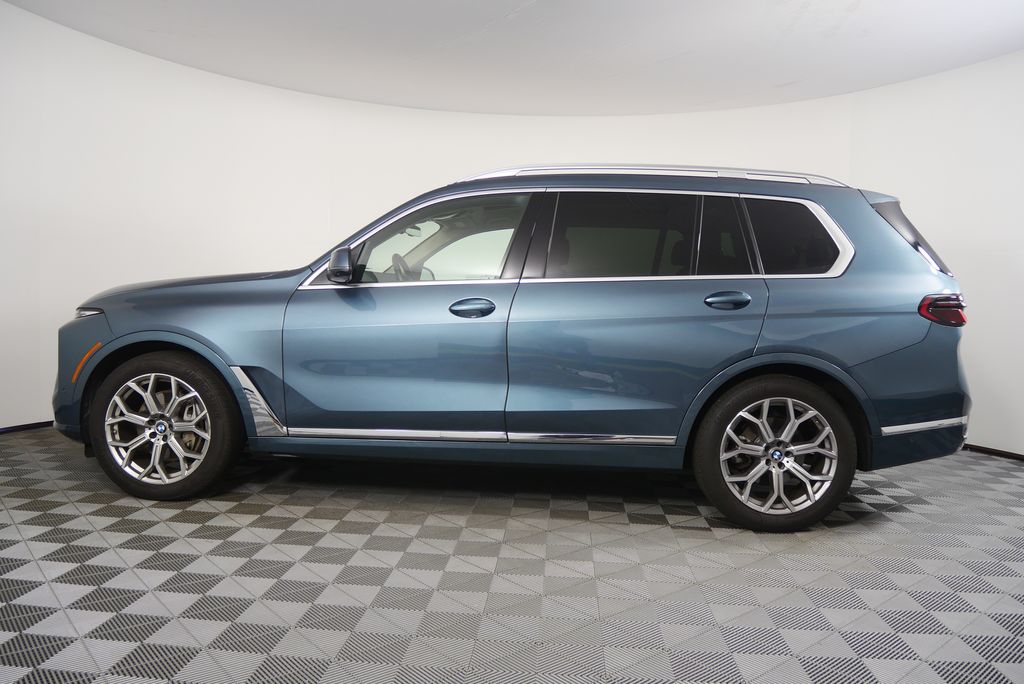 Thumbnail: 2025 BMW X7 - 6