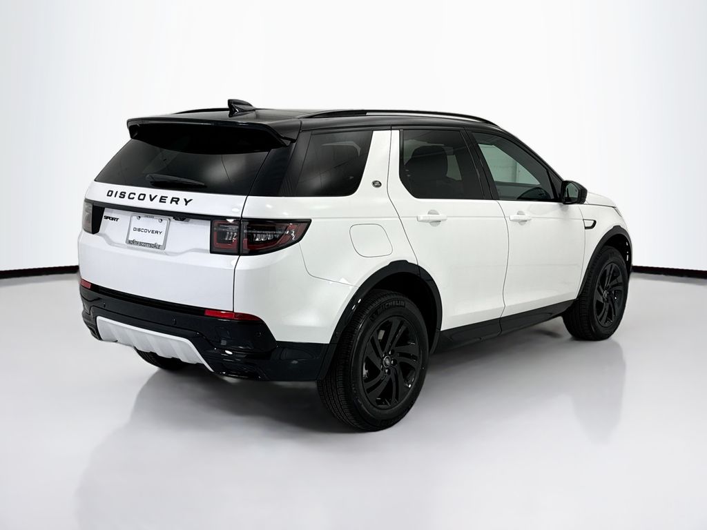 Thumbnail: 2026 Land Rover Discovery Sport - 5