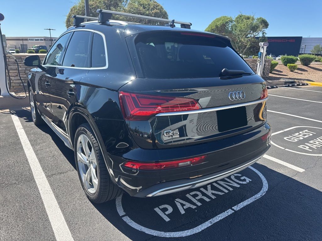 Thumbnail: 2021 Audi Q5 - 7