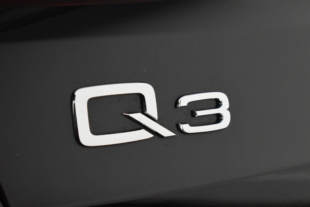 2024 Audi Q3 Premium 9