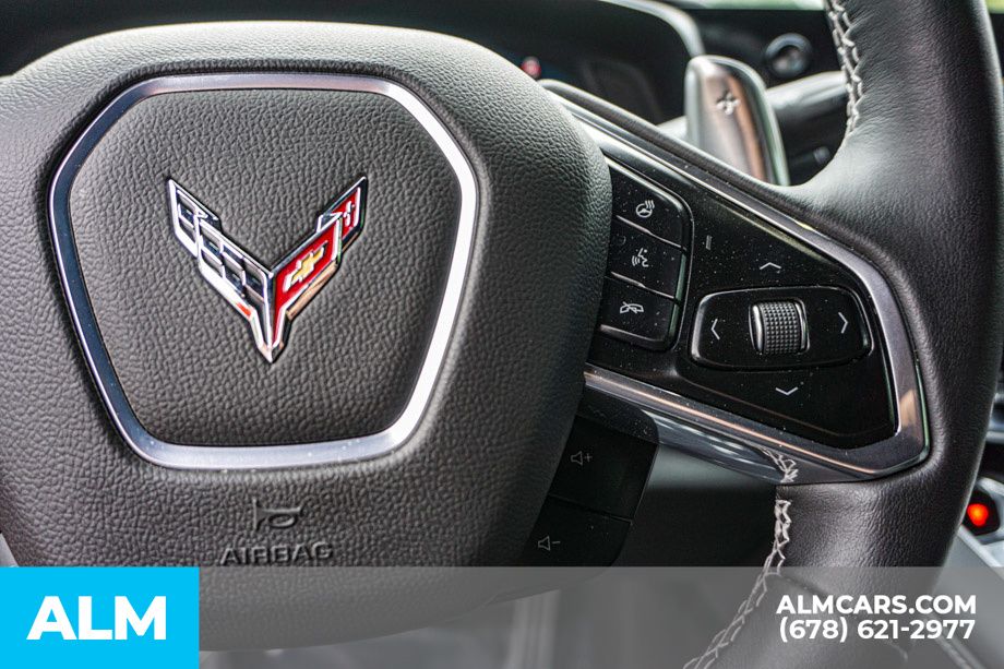 Used 2021 Red Chevrolet Stingray image 35