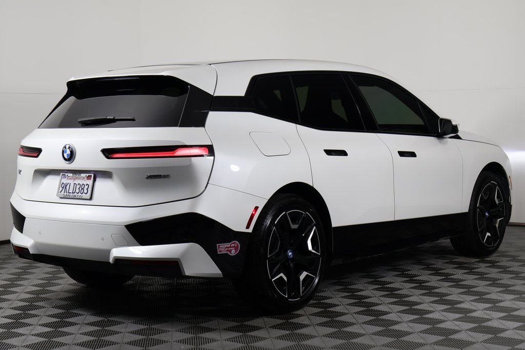 Thumbnail: 2024 BMW iX - 4