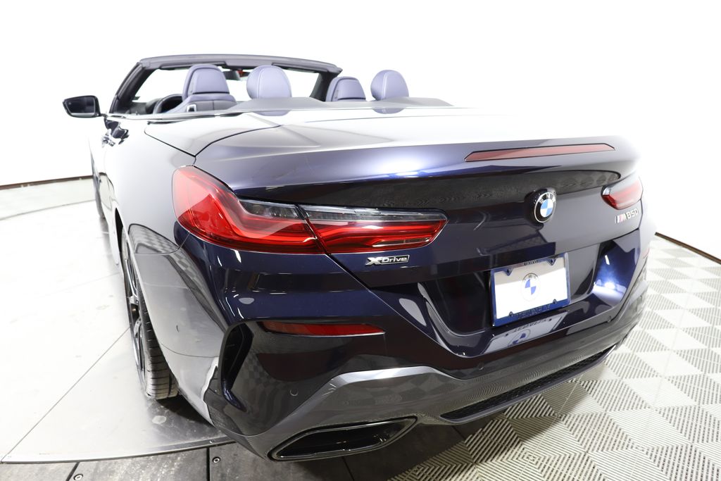 2022 BMW 8 Series M850i xDrive 30