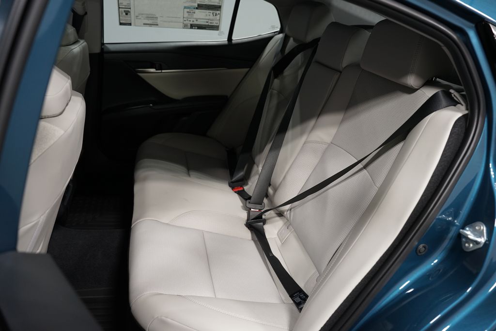 Thumbnail: 2025 Toyota Camry - 30