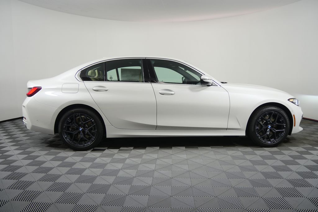 Thumbnail: 2026 BMW 3 Series - 2