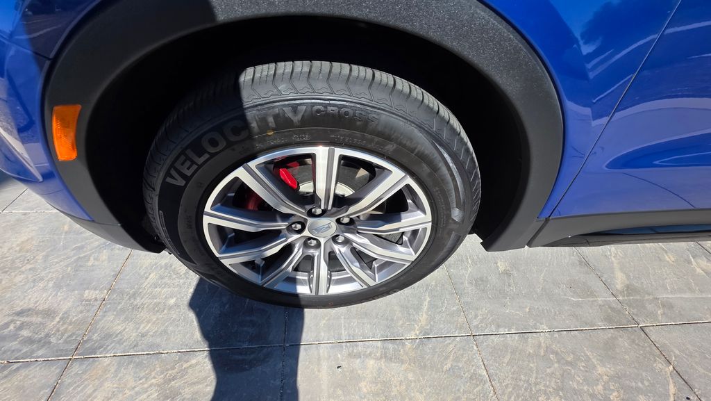 Thumbnail: 2021 Cadillac XT4 - 29