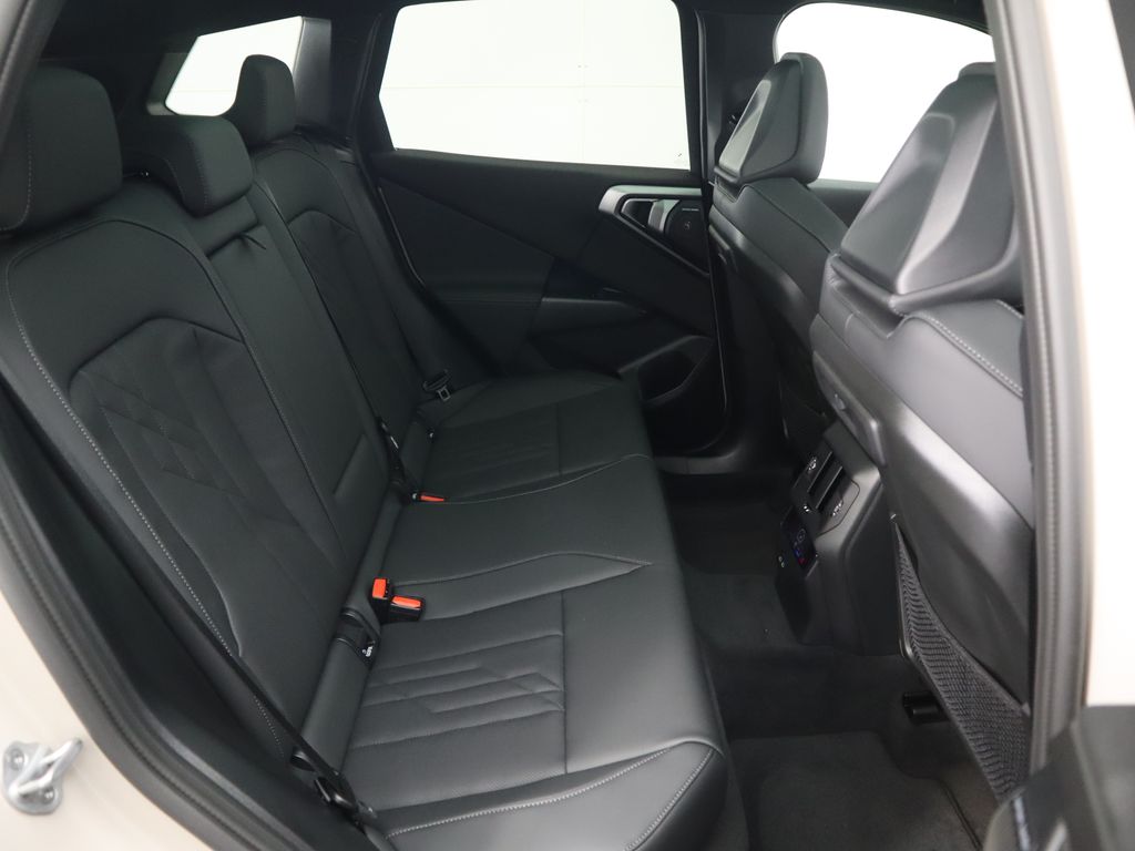 Thumbnail: 2026 BMW X3 - 23