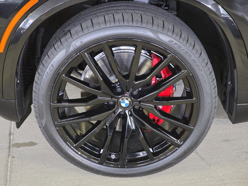 New 2026 Dk. BMW sDrive40i image 5