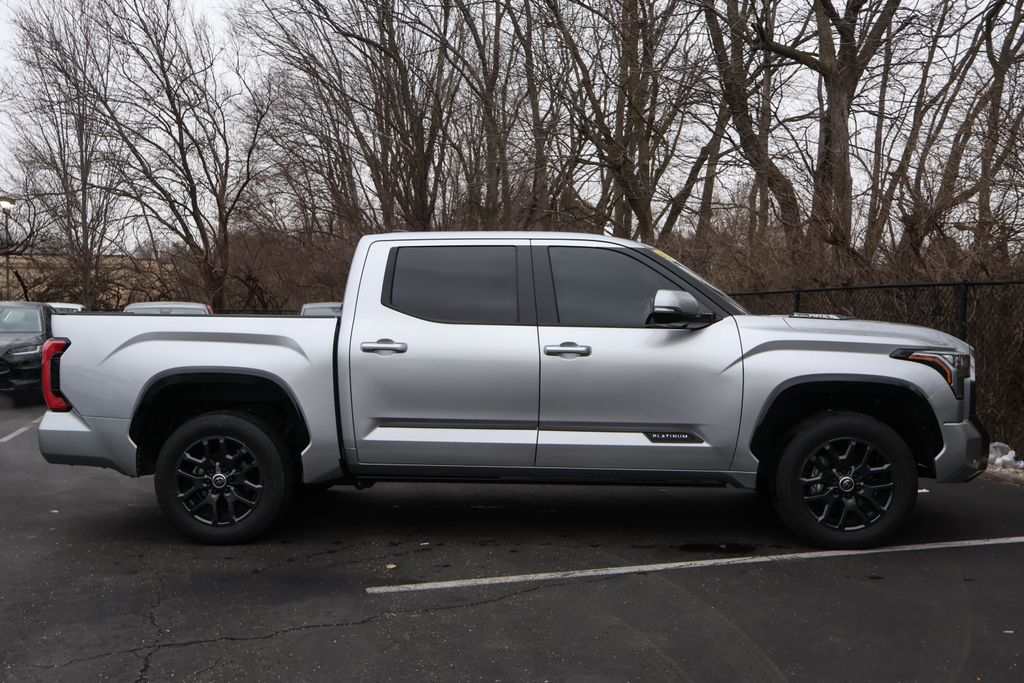 2024 Toyota Tundra Platinum 9