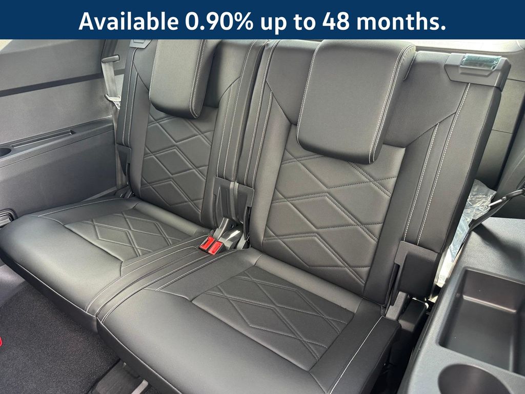 New 2026 Pure Gray Volkswagen 2.0T SE w/Technology image 9
