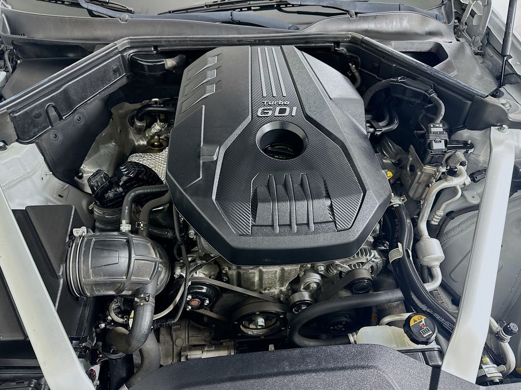 Thumbnail: 2018 Kia Stinger - 29