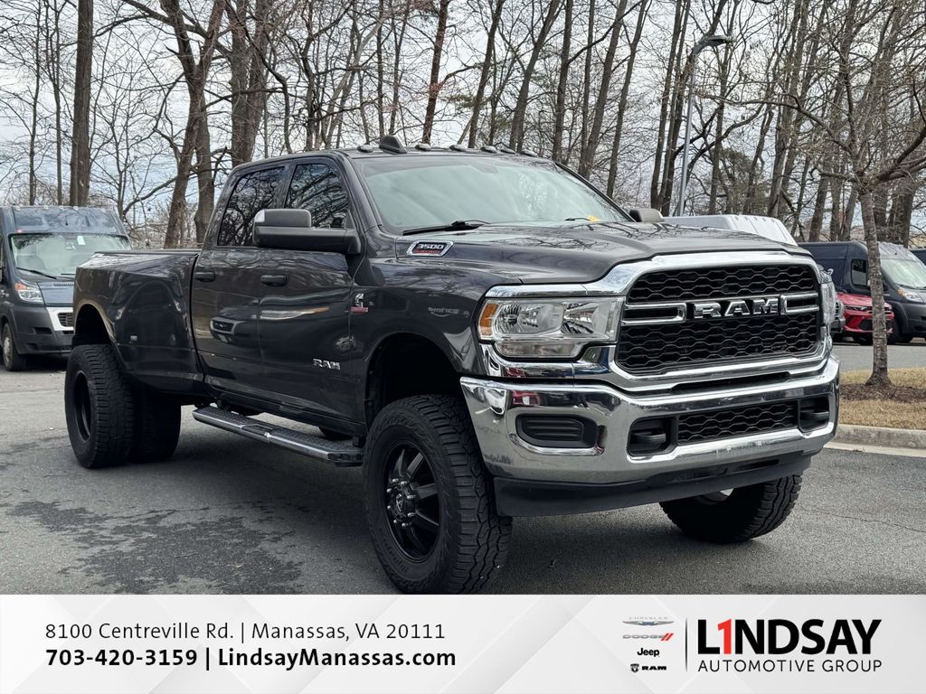 2020 RAM 3500 Tradesman Crew Cab LB DRW 4WD