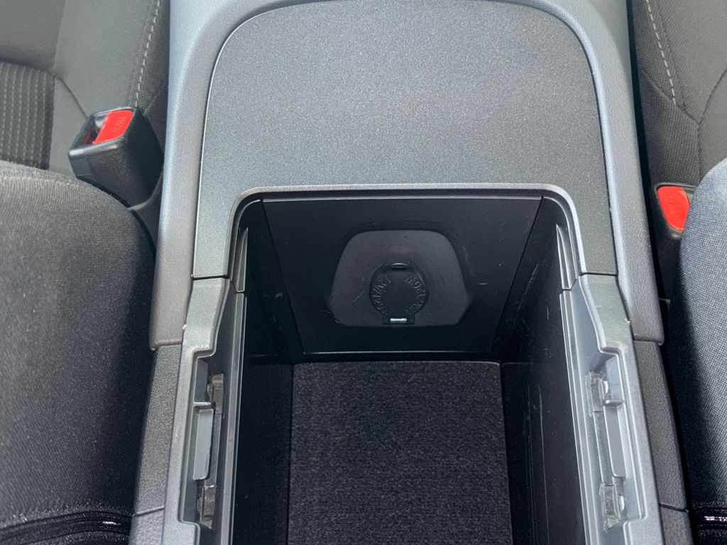 Thumbnail: 2024 Toyota Venza - 18