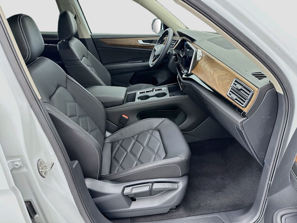 Thumbnail: 2026 Volkswagen Atlas - 18
