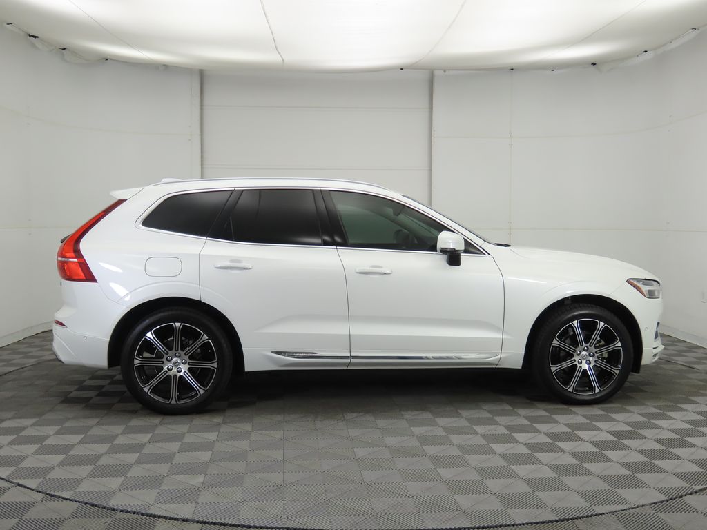 Thumbnail: 2019 Volvo XC60 - 4