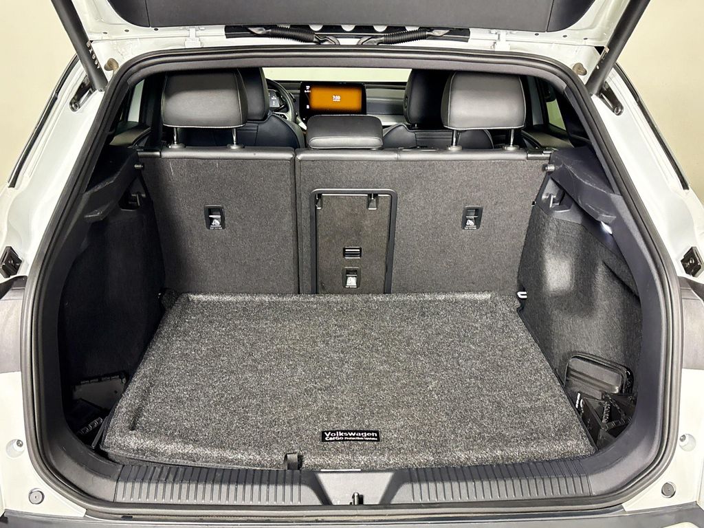 2023 Volkswagen ID.4 Pro S Plus