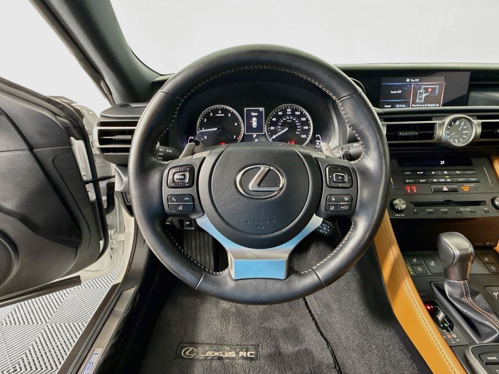 Thumbnail: 2022 Lexus RC - 11