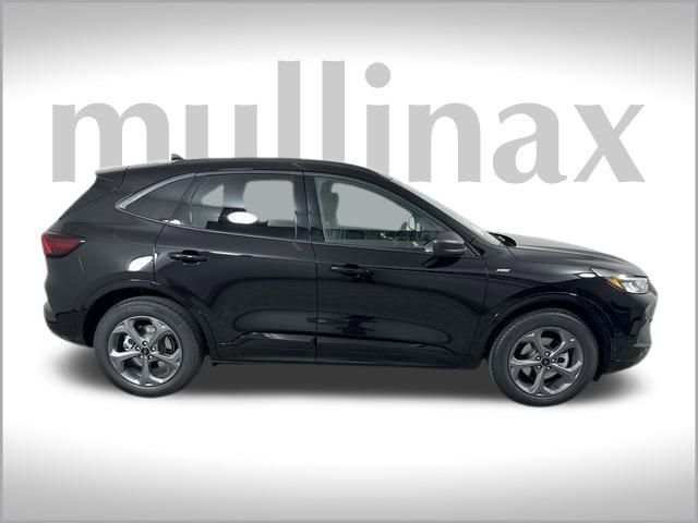 2024 Ford Escape ST-Line photo 12