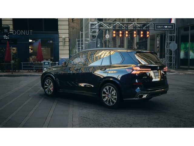 Thumbnail: 2026 BMW X5 - 2