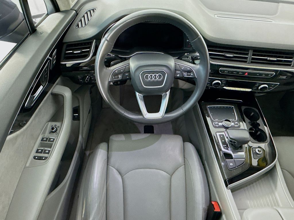 Thumbnail: 2018 Audi Q7 - 10