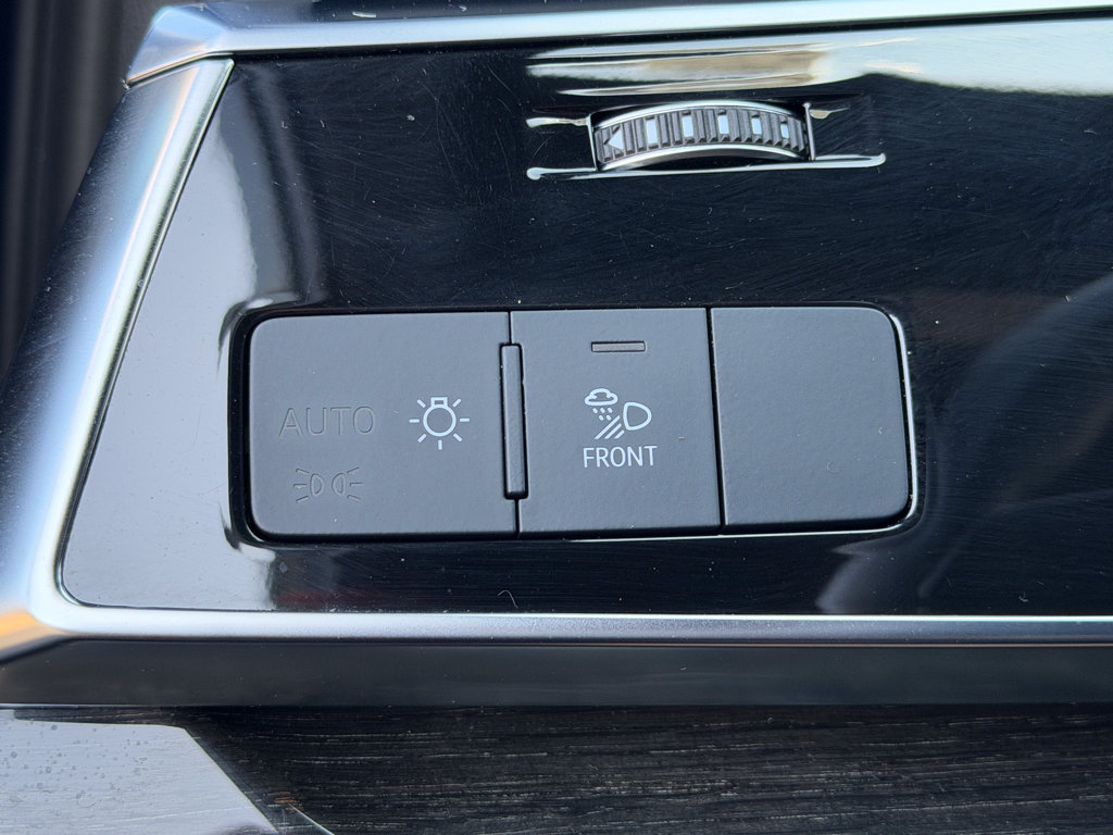 Thumbnail: 2023 Audi Q7 - 31