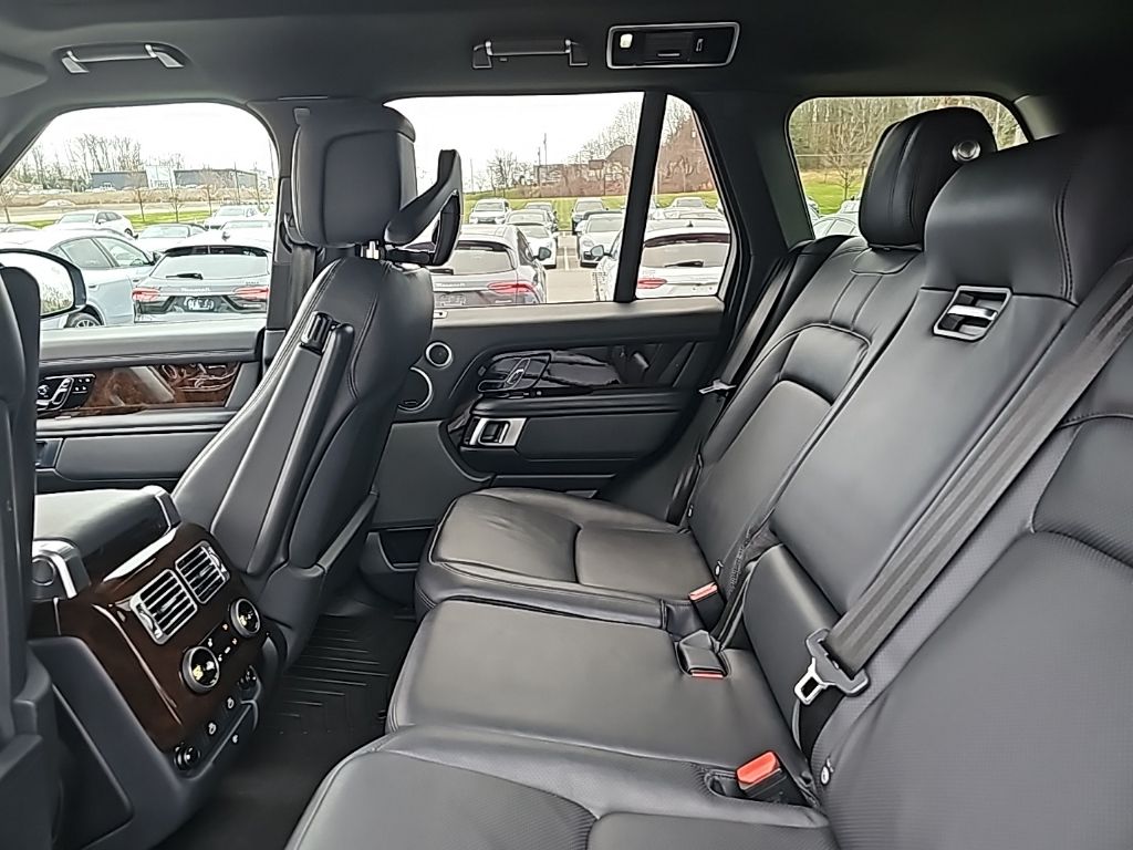 2022 Land Rover Range Rover Westminster 25