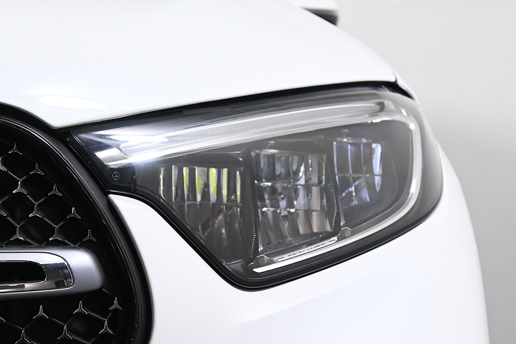 Thumbnail: 2026 Mercedes-Benz GLC - 11