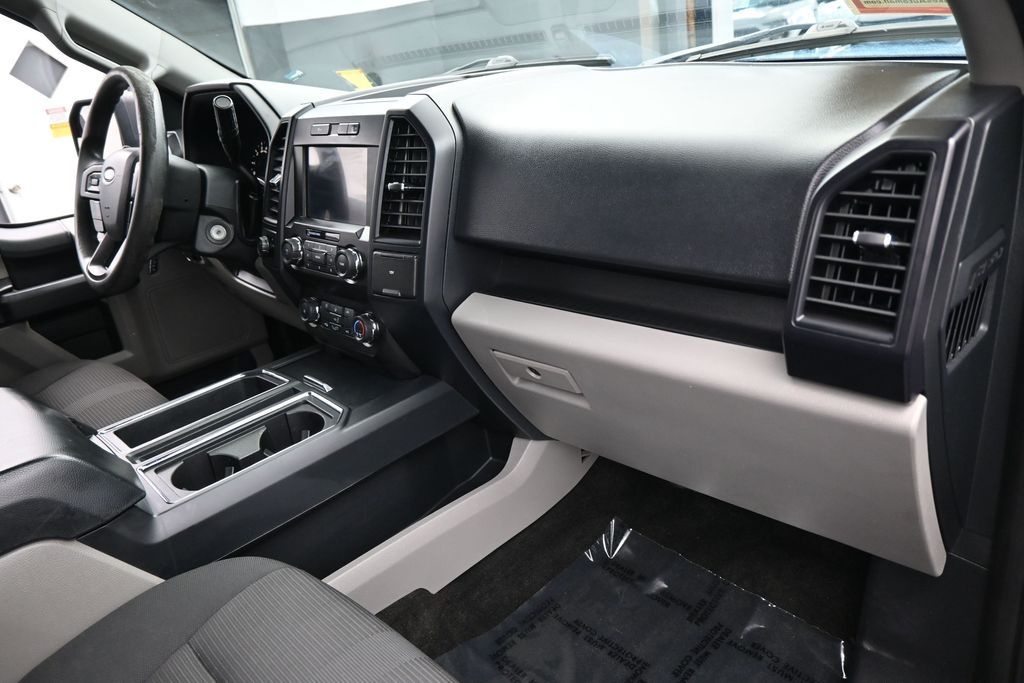 Used 2019 Ingot Silver Ford XL image 41