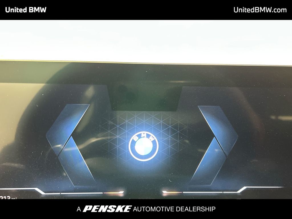 Thumbnail: 2025 BMW 3 Series - 15