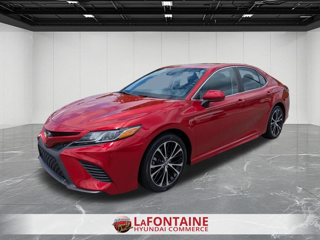 Red 2019 Toyota Camry Sedan Front-Wheel Drive 8-Speed Automatic