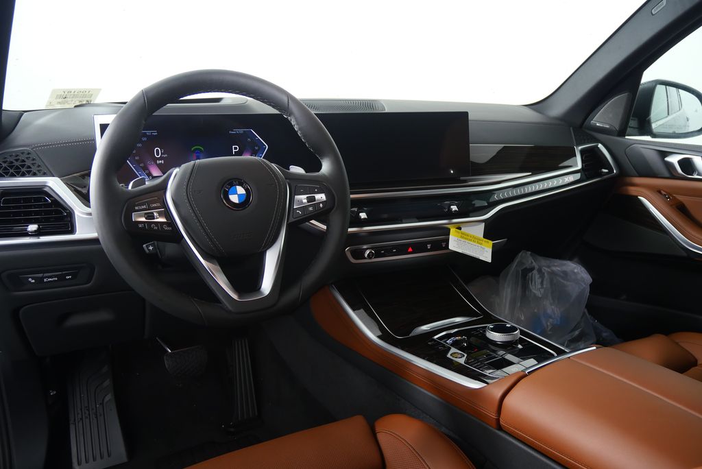 Thumbnail: 2026 BMW X5 - 18