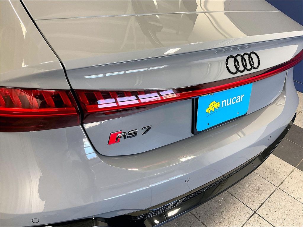 2021 Audi RS 7 — photo 29