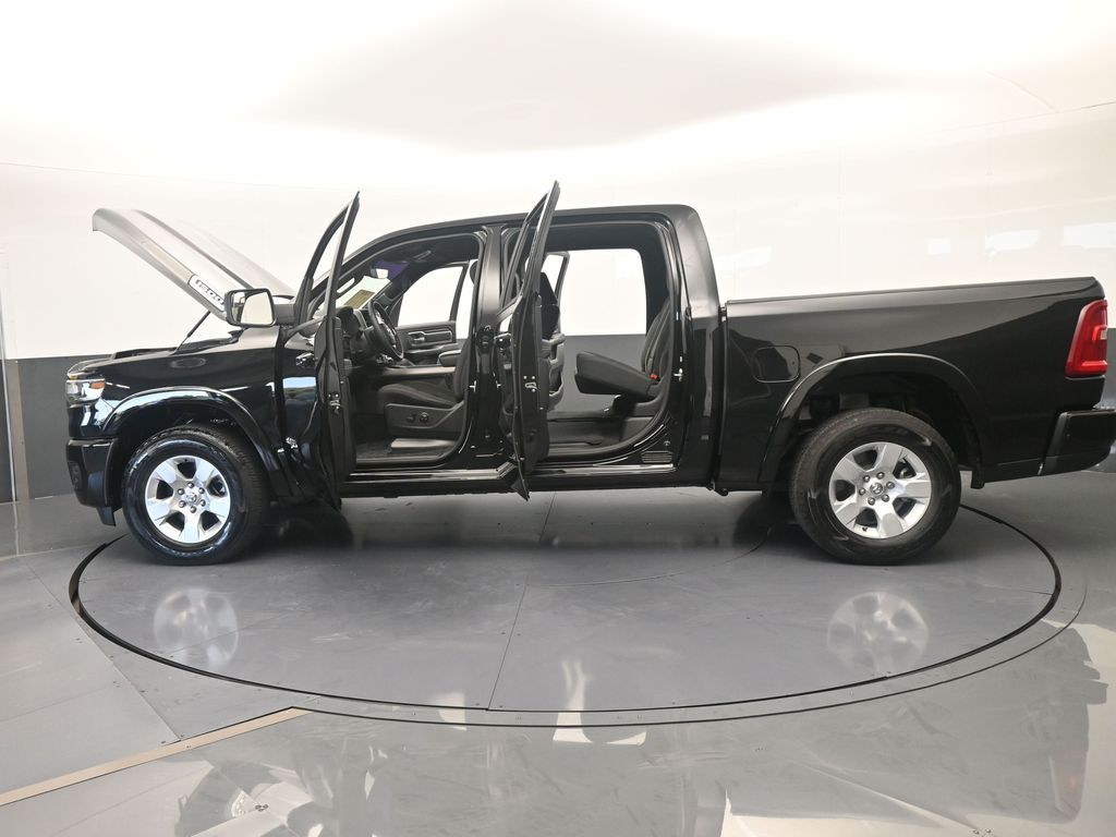 Used 2025 Diamond Black Crystal Pearlcoat Ram Big Horn/Lone Star image 78