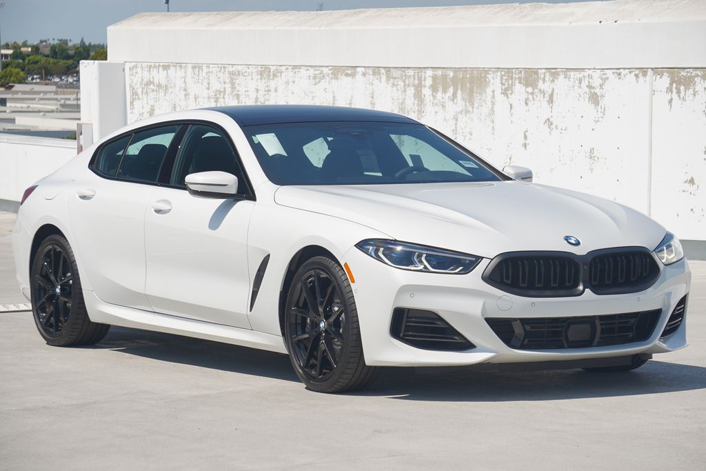 Thumbnail: 2025 BMW 8 Series - 3