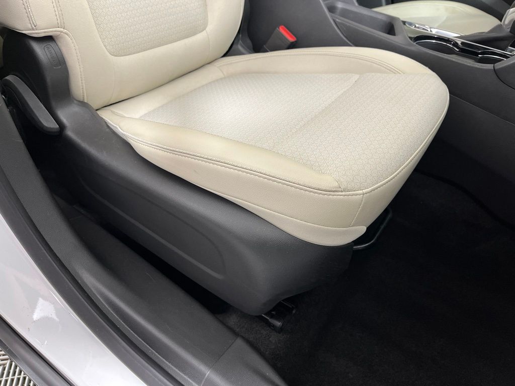Thumbnail: 2023 Buick Encore GX - 11